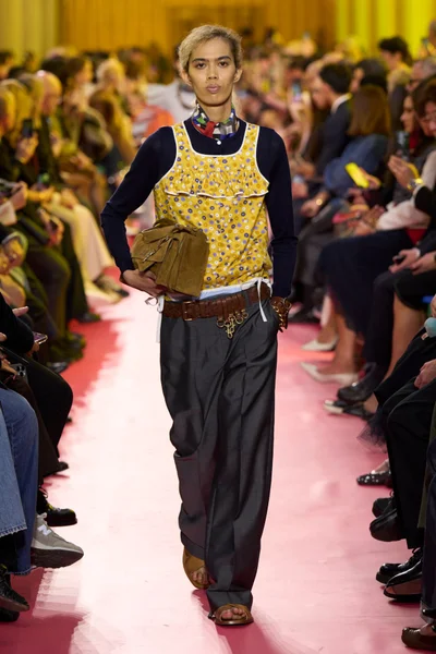 Look 34
